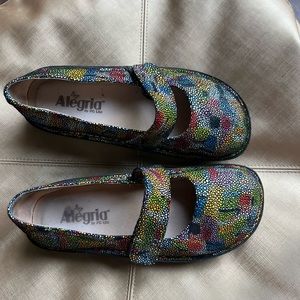Algeria Multi Color Comfort